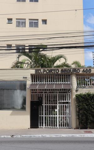Apartamento para alugar com 60m², 2 quartos e 1 vagaFachada e portaria
