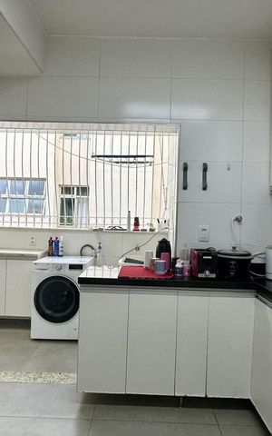Apartamento à venda com 260m², 4 quartos e 2 vagascozinha