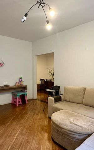 Apartamento à venda com 260m², 4 quartos e 2 vagassala tv