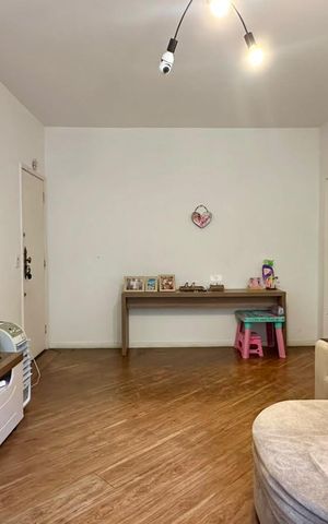 Apartamento à venda com 260m², 4 quartos e 2 vagassala tv
