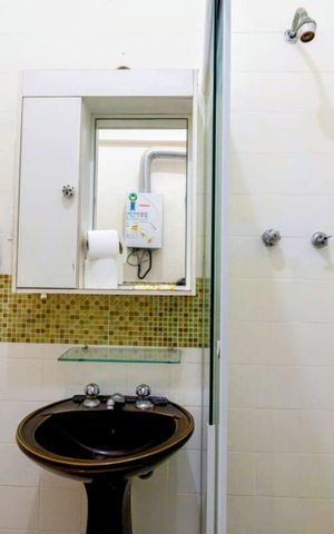 Apartamento para alugar com 38m², 2 quartos e sem vaga Apartamento para alugar com 38m², 2 quartos e sem vagaBanheiro social