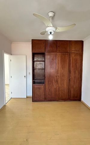 Apartamento para alugar com 182m², 4 quartos e 2 vagas