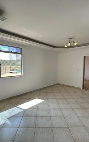 Apartamento para alugar com 182m², 4 quartos e 2 vagas