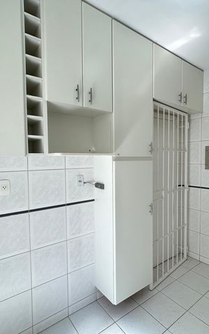 Apartamento para alugar com 182m², 4 quartos e 2 vagas