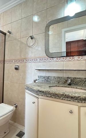Apartamento para alugar com 182m², 4 quartos e 2 vagas