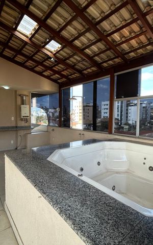 Apartamento para alugar com 182m², 4 quartos e 2 vagas
