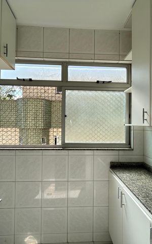 Apartamento para alugar com 182m², 4 quartos e 2 vagas