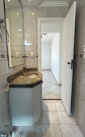 Apartamento para alugar com 182m², 4 quartos e 2 vagas