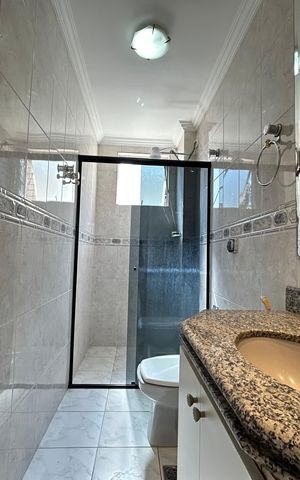 Apartamento para alugar com 182m², 4 quartos e 2 vagas