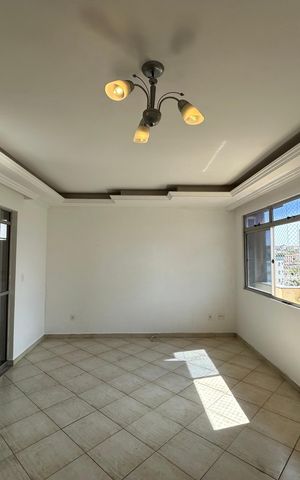 Apartamento para alugar com 182m², 4 quartos e 2 vagas