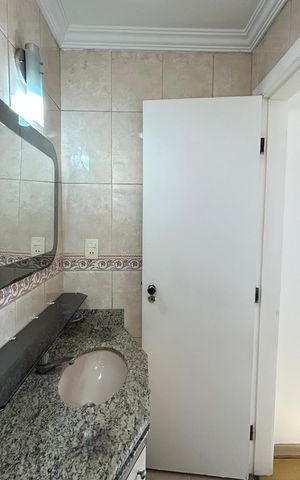 Apartamento para alugar com 182m², 4 quartos e 2 vagas