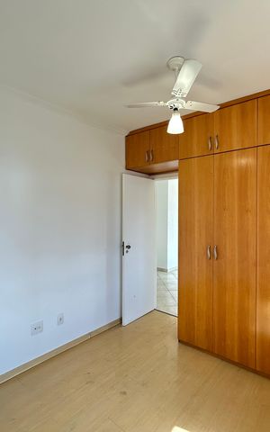 Apartamento para alugar com 182m², 4 quartos e 2 vagas