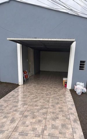 Casa para alugar com 80m², 1 quarto e 1 vaga Casa para alugar com 80m², 1 quarto e 1 vagaGaragem
