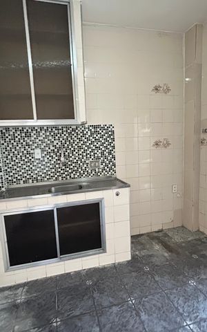 Apartamento para alugar com 63m², 2 quartos e sem vagaCozinha