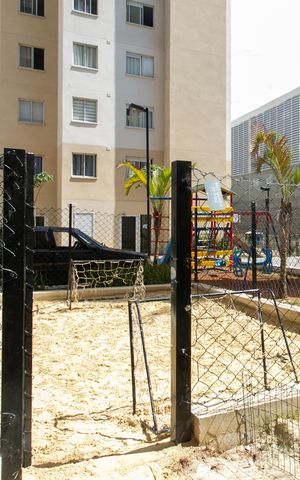 Apartamento para alugar com 48m², 2 quartos e sem vaga Apartamento para alugar com 48m², 2 quartos e sem vagaÁrea comum - Quadra