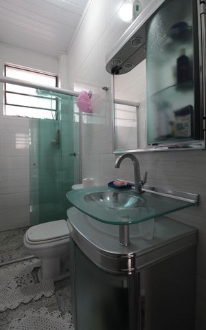 Casa de condomínio à venda com 70m², 2 quartos e 1 vagaBanheiro Social