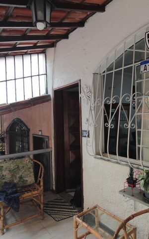 Casa de condomínio à venda com 70m², 2 quartos e 1 vagaVaranda