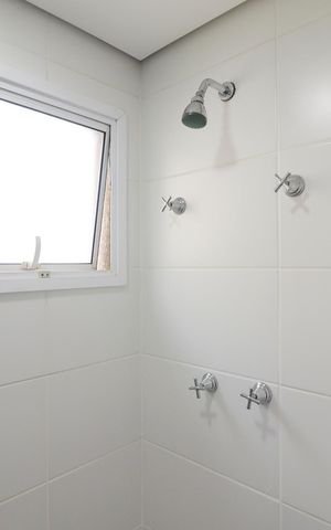 Apartamento para alugar com 70m², 3 quartos e 2 vagas Apartamento para alugar com 70m², 3 quartos e 2 vagasBanheiro da Suíte