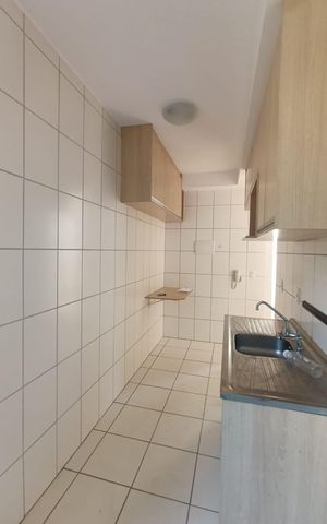 Apartamento para alugar com 56m², 2 quartos e 1 vaga Apartamento para alugar com 56m², 2 quartos e 1 vagaCozinha e Área de Serviço