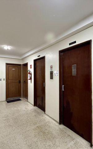 Apartamento para alugar com 103m², 3 quartos e 1 vaga Apartamento para alugar com 103m², 3 quartos e 1 vagaHall Apartamento