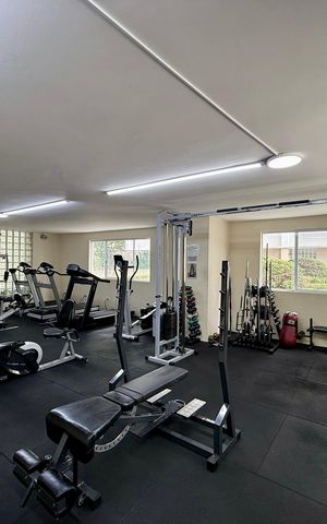 Apartamento para alugar com 103m², 3 quartos e 1 vaga Apartamento para alugar com 103m², 3 quartos e 1 vagaAcademia