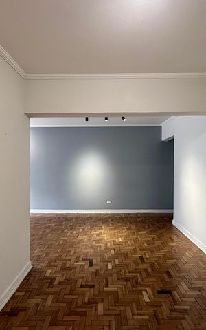 Apartamento para alugar com 103m², 3 quartos e 1 vaga Apartamento para alugar com 103m², 3 quartos e 1 vagaSala