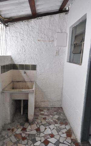 Casa para alugar com 35m², 1 quarto e sem vagaÁrea de Serviço