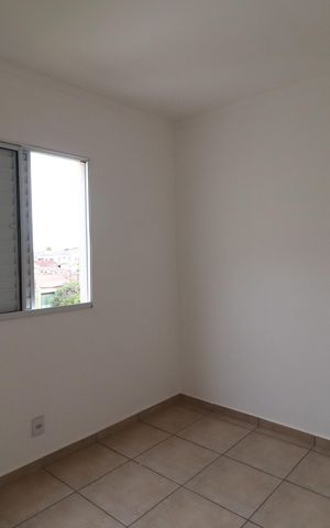 Apartamento para alugar com 39m², 2 quartos e 1 vagaQuarto 2