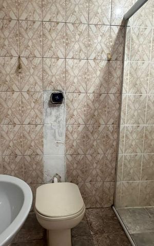 Casa para alugar com 90m², 1 quarto e sem vaga Casa para alugar com 90m², 1 quarto e sem vagaBanheiro