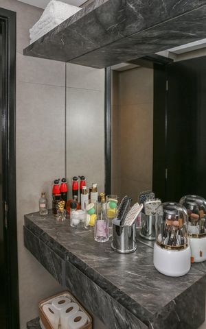 Apartamento à venda com 96m², 3 quartos e 3 vagas Apartamento à venda com 96m², 3 quartos e 3 vagasBanheiro da suíte 3