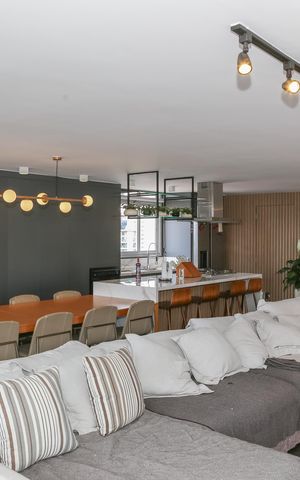 Apartamento à venda com 96m², 3 quartos e 3 vagas Apartamento à venda com 96m², 3 quartos e 3 vagasSala