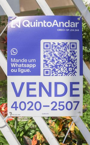 Apartamento à venda com 96m², 3 quartos e 3 vagas Apartamento à venda com 96m², 3 quartos e 3 vagasPlaca