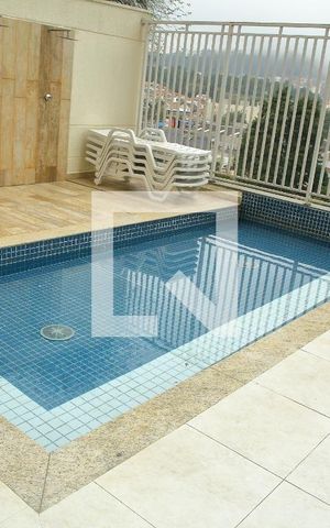 Apartamento para alugar com 55m², 2 quartos e 1 vaga Apartamento para alugar com 55m², 2 quartos e 1 vagaÁrea comum - Piscina