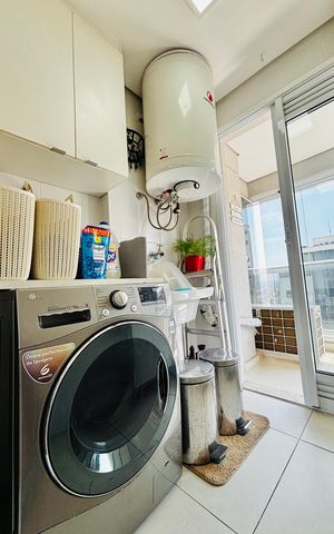 Apartamento à venda com 70m², 2 quartos e 1 vaga Apartamento à venda com 70m², 2 quartos e 1 vagaÁrea de serviço