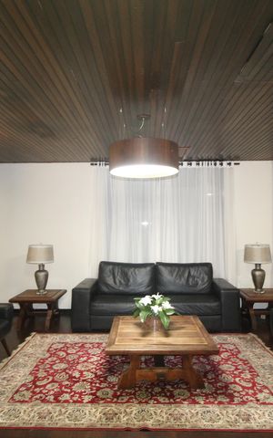 Apartamento para alugar com 85m², 2 quartos e 1 vagaHall social