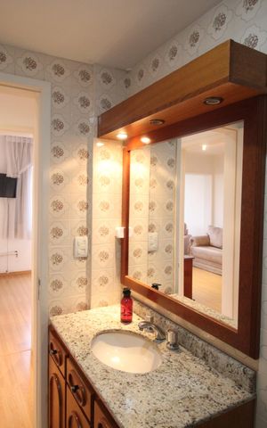 Apartamento para alugar com 85m², 2 quartos e 1 vagaBanheiro