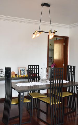 Apartamento à venda com 110m², 2 quartos e 2 vagasSala