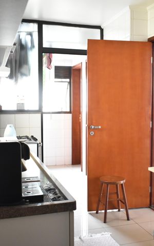 Apartamento à venda com 110m², 2 quartos e 2 vagasCozinha