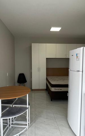 Studio para alugar com 40m², 1 quarto e sem vaga Studio para alugar com 40m², 1 quarto e sem vagaSala de Jantar