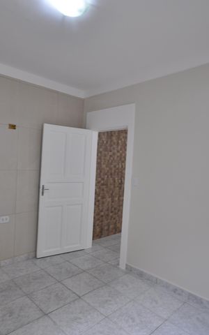Casa para alugar com 35m², 1 quarto e sem vagaQuarto