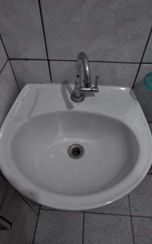 Casa para alugar com 35m², 1 quarto e sem vagaBanheiro
