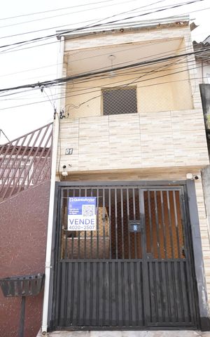 Casa à venda com 300m², 4 quartos e 4 vagasPlaca