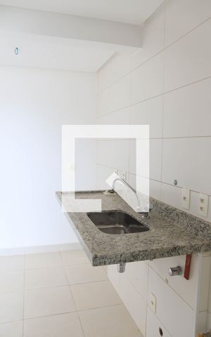 Apartamento à venda com 78m², 2 quartos e 2 vagasCozinha e Área de Serviço