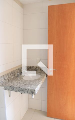 Apartamento à venda com 78m², 2 quartos e 2 vagasBanheiro