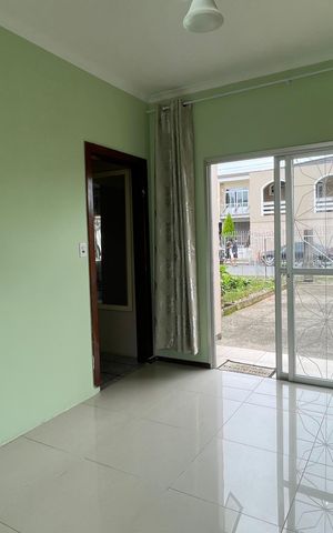 Casa para alugar com 298m², 3 quartos e 3 vagas Casa para alugar com 298m², 3 quartos e 3 vagasSala