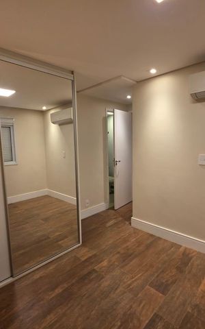Apartamento à venda com 71m², 2 quartos e 3 vagas Apartamento à venda com 71m², 2 quartos e 3 vagasSuíte