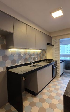 Apartamento à venda com 71m², 2 quartos e 3 vagas Apartamento à venda com 71m², 2 quartos e 3 vagasCozinha