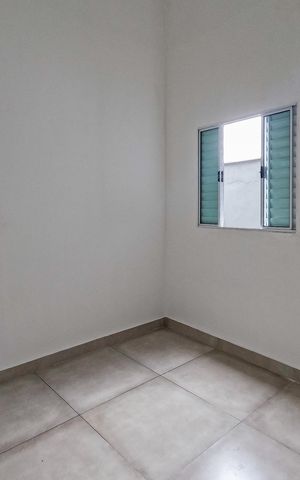 Casa para alugar com 28m², 1 quarto e sem vaga