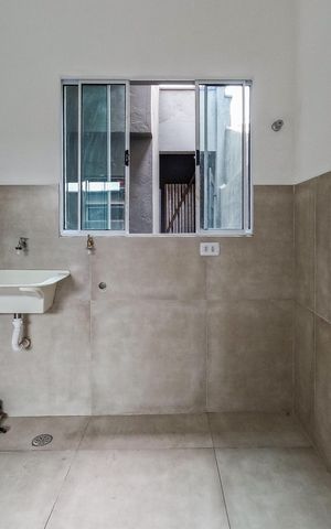Casa para alugar com 28m², 1 quarto e sem vaga