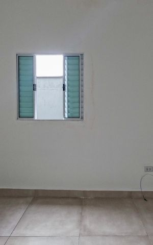 Casa para alugar com 28m², 1 quarto e sem vaga